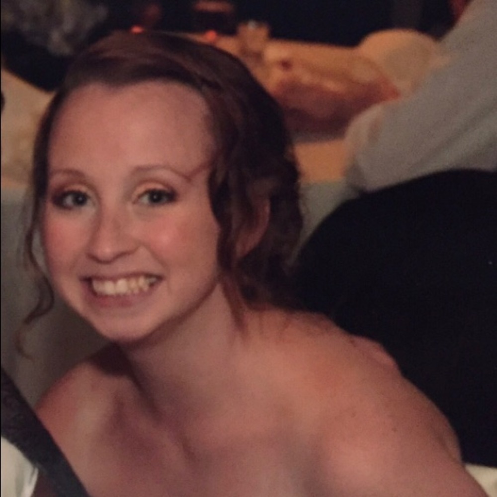 Meet your Posher, Carrie